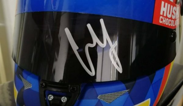 casco sainz 2